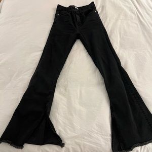 MANGO - BLACK DENIM JEANS